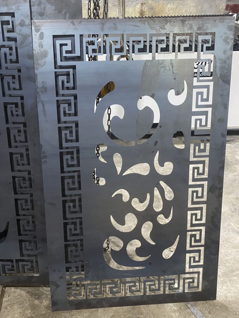 Jasa laser cutting JPM dan jasa bending plat logam menggunakan mesin CNC di Jesslindo Metal Pratama