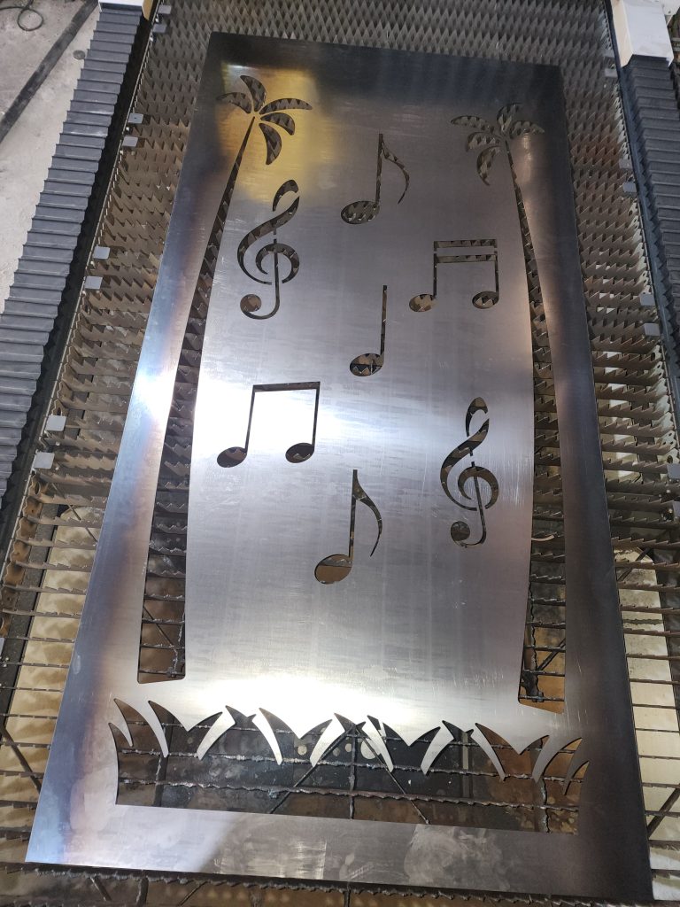 jasa laser cutting Panel hasil laser cutting CNC dari proyek Jesslindo pada Desember 2024, siap untuk instalasi atau pengiriman